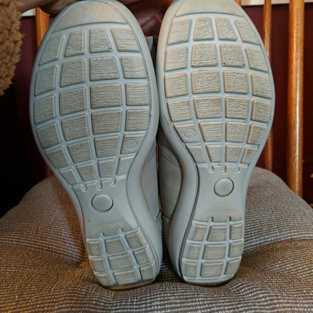 Gray Flats - image 4